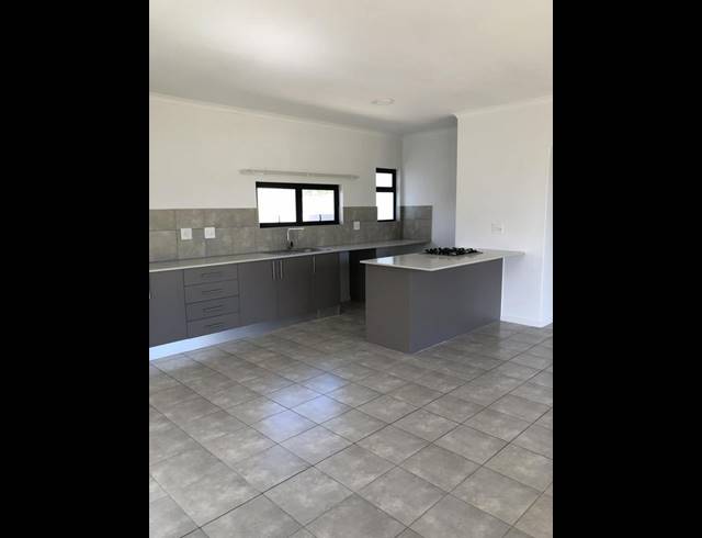 3 BEDROOM HOUSE FOR SALE IN KIDDS BEACH